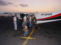 flugzeug.jpg (223542 Byte)
